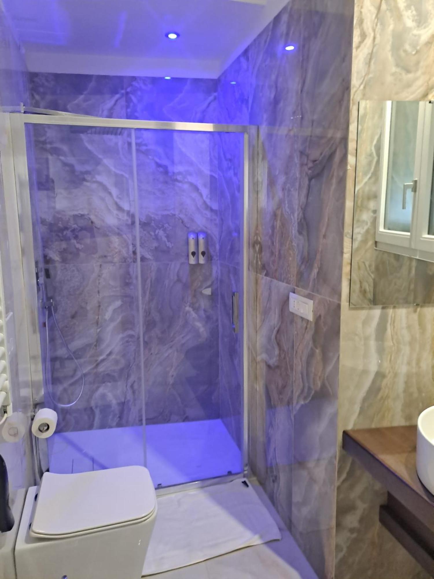 Le Stanze Di Venere Hotel Naples Exterior photo