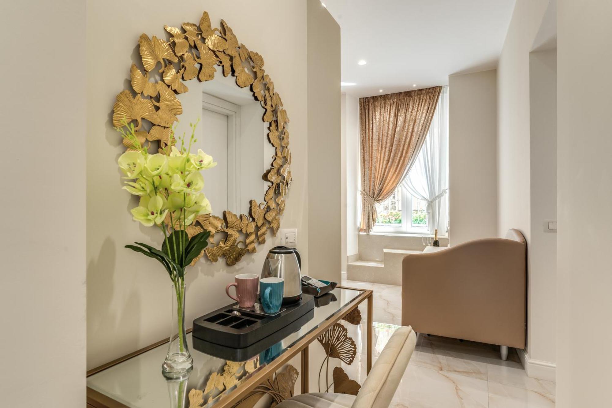Le Stanze Di Venere Hotel Naples Exterior photo