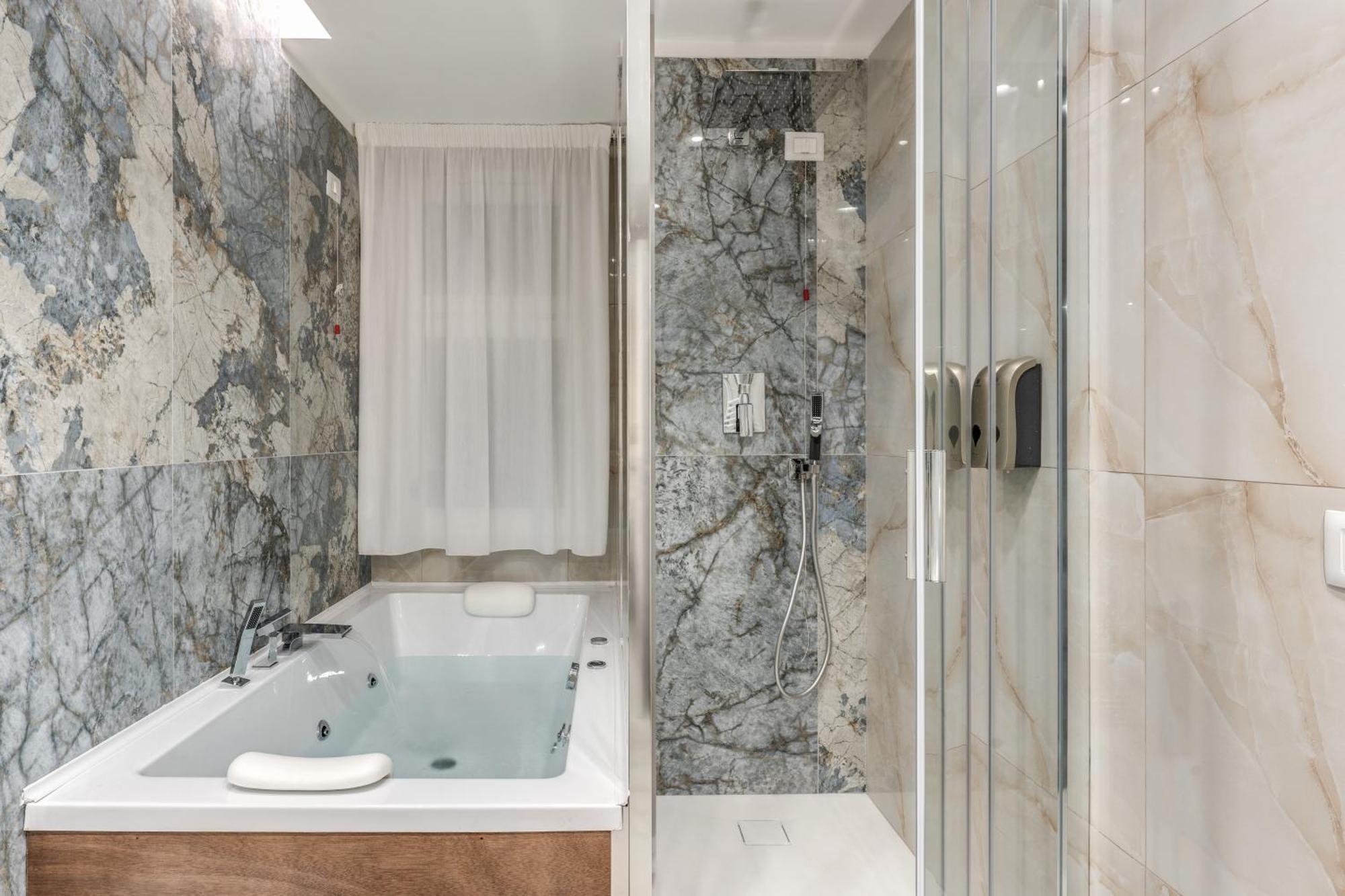 Le Stanze Di Venere Hotel Naples Exterior photo